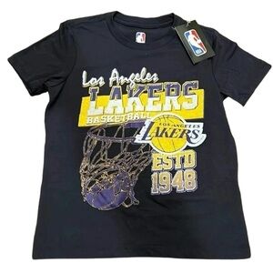 ***NWT*** NBA LA Lakers Tee-shirt